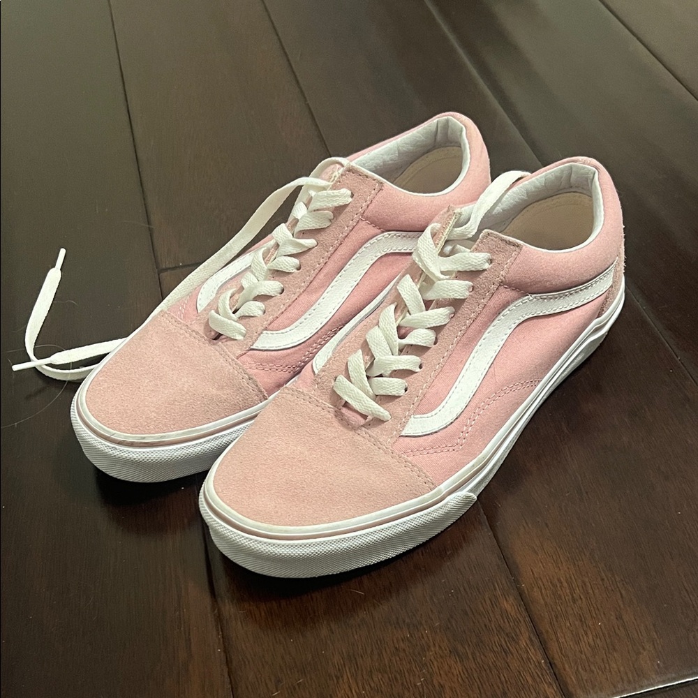 Vans Women's Pink Sneakers